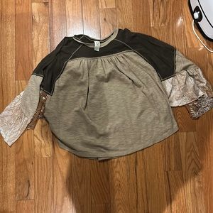 WE THE FREE free people flowy top size small